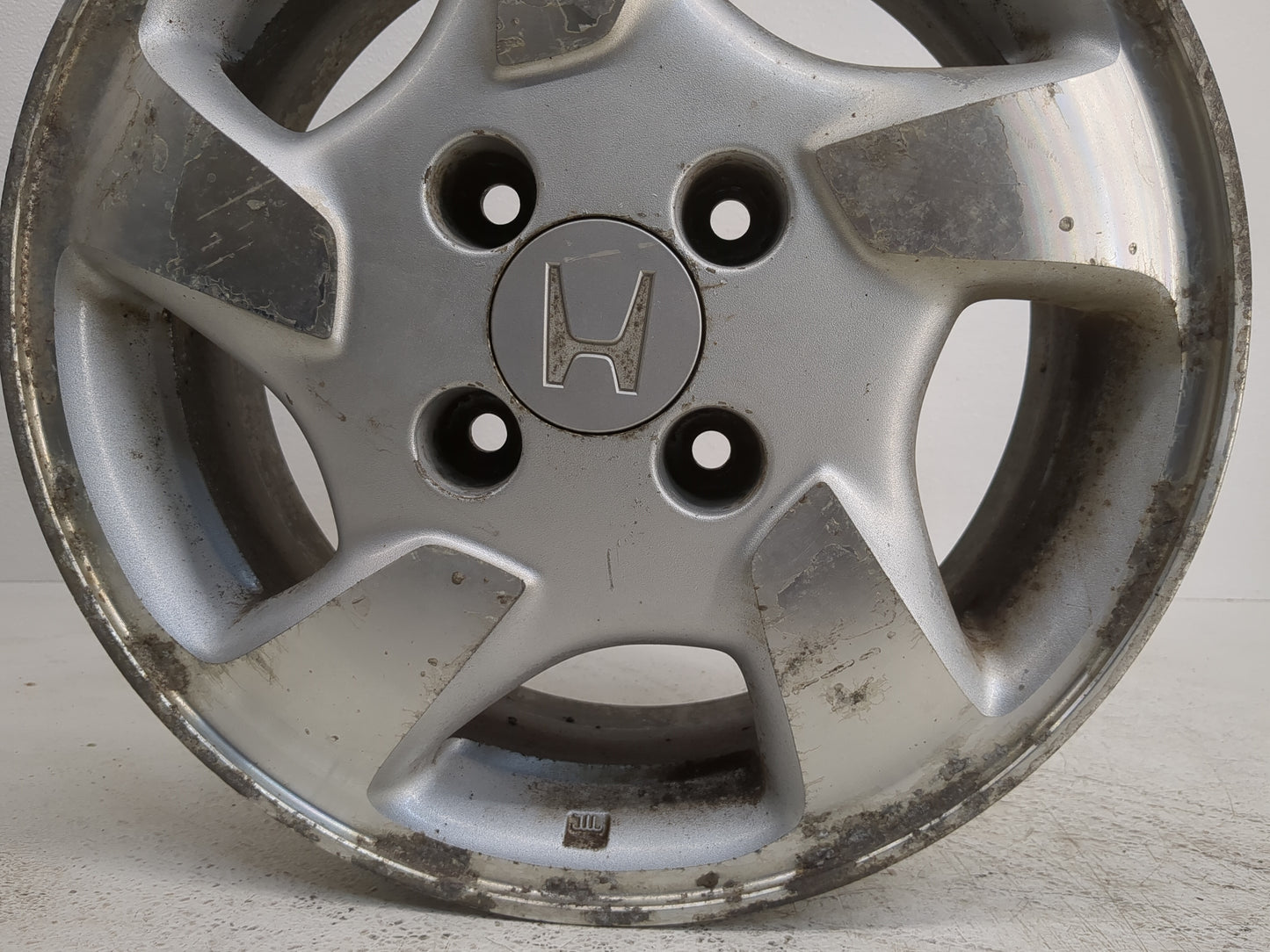 1998-2000 Honda Accord Oem Wheel Rim 1224342 - Oemusedautoparts1.com