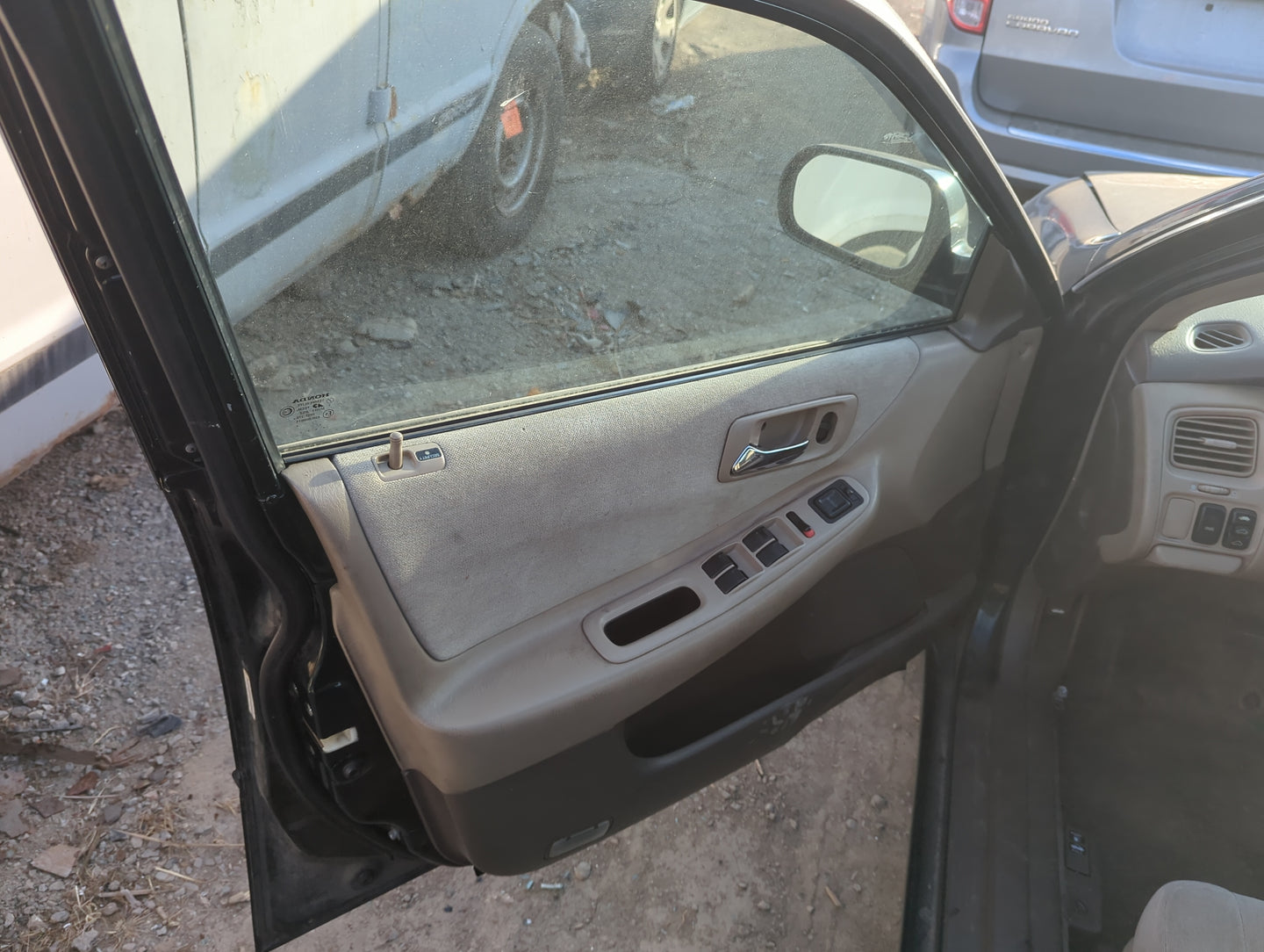 2000 Honda Accord Front Left Driver Interior Door Panel Trim 1224914 - Oemusedautoparts1.com