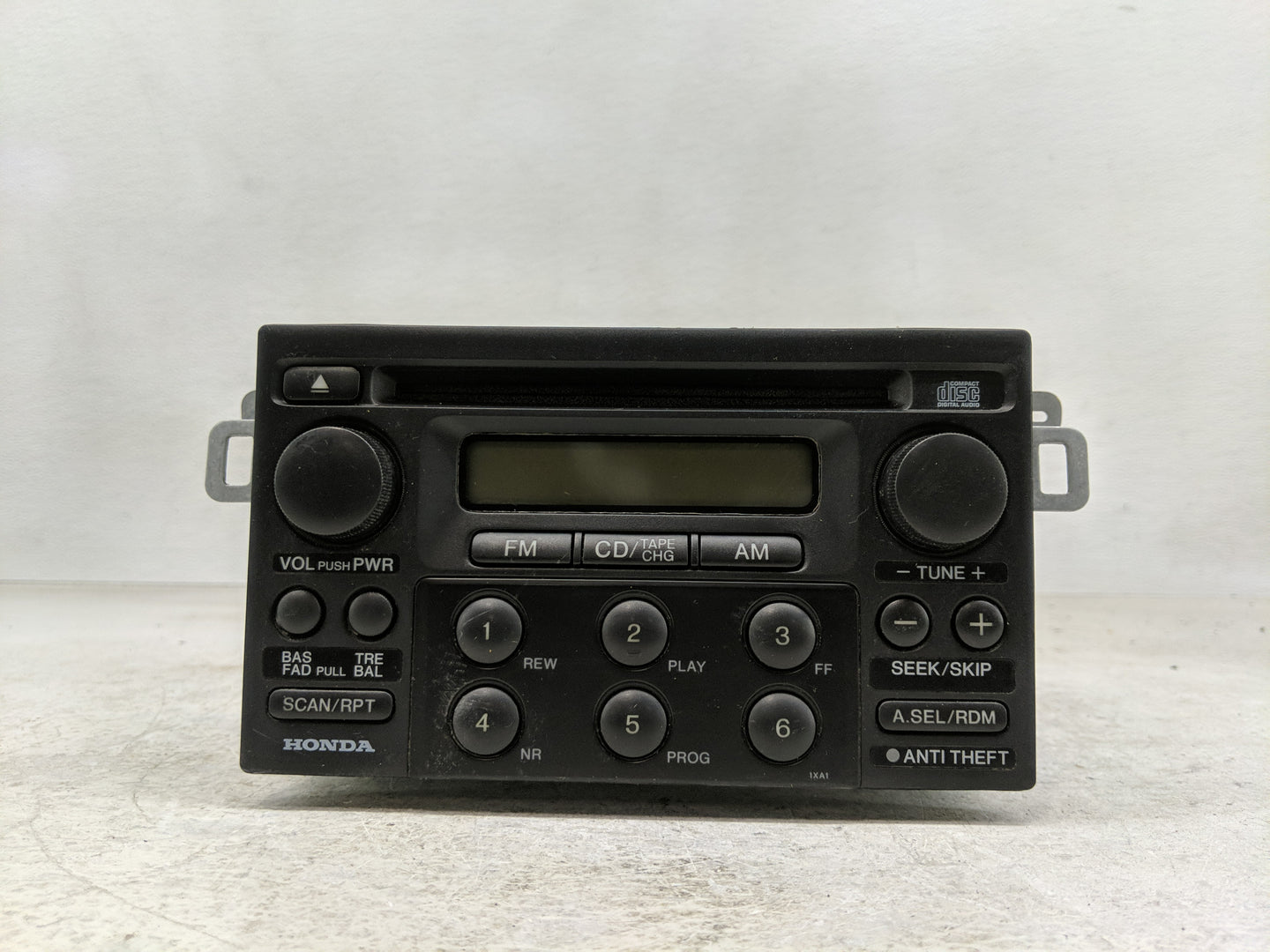 1998-2000 Honda Accord Radio AM FM Cd Player Receiver Replacement P/N:39100-S84-A210 Fits Fits 1998 1999 2000 OEM Used Auto 
