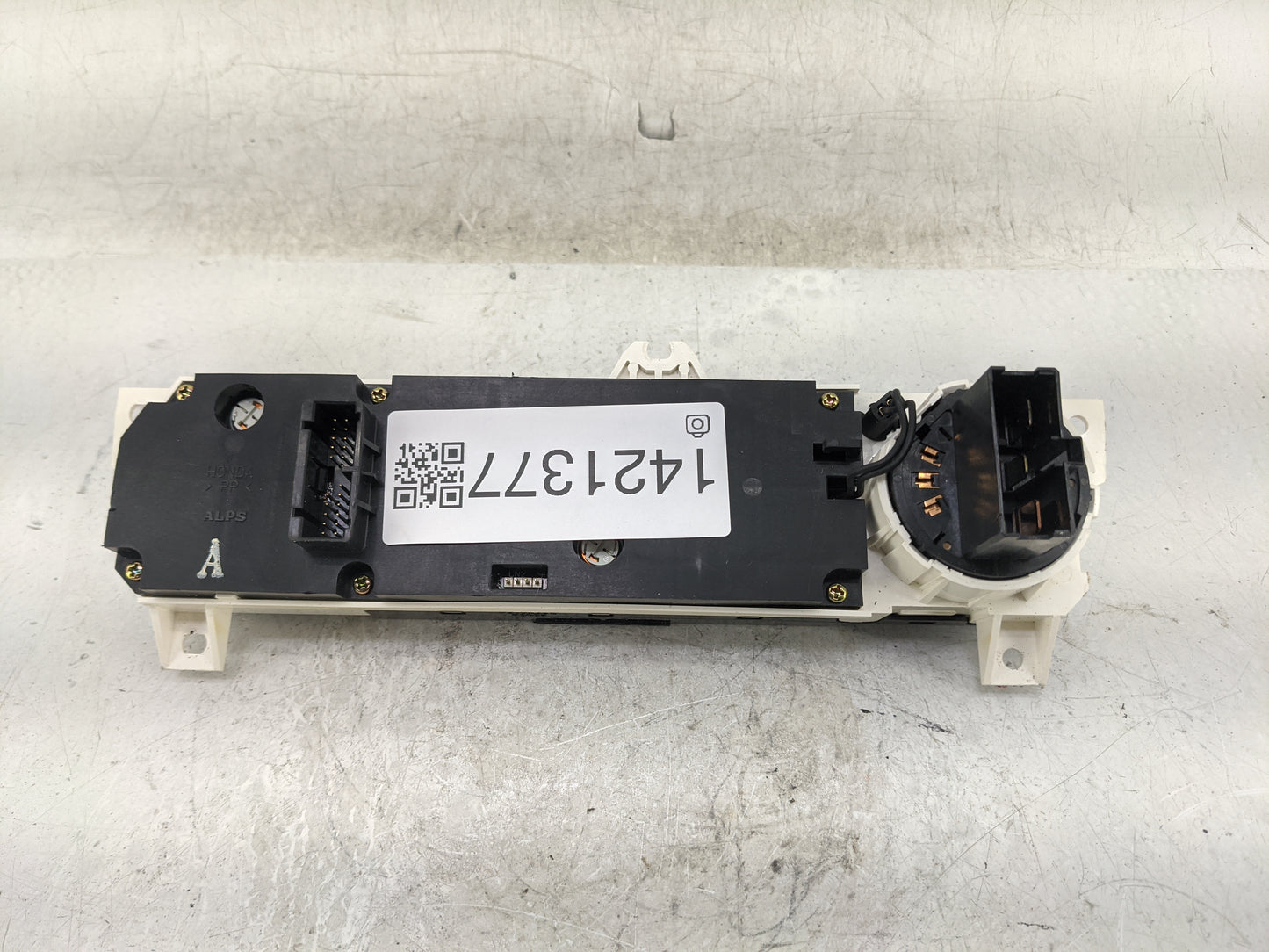 2000 Honda Accord Climate Control Module Temperature AC/Heater Replacement Fits OEM Used Auto Parts - Oemusedautoparts1.com