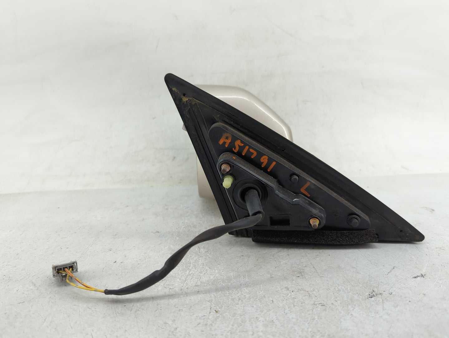 1999-2002 Honda Accord Driver Side View Mirror - Left Door Mirror OEM Used - Oemusedautoparts1.com