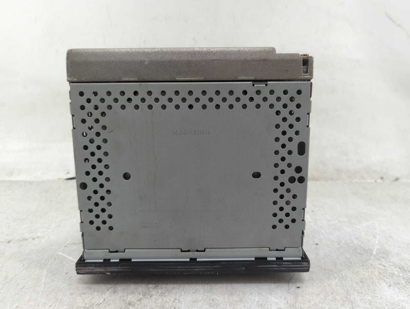 1998-2000 Honda Accord Radio AM FM Cd Player Receiver Replacement P/N:39100-S84-A210 CQ-JH1810Z Fits Fits 1998 1999 2000 OEM