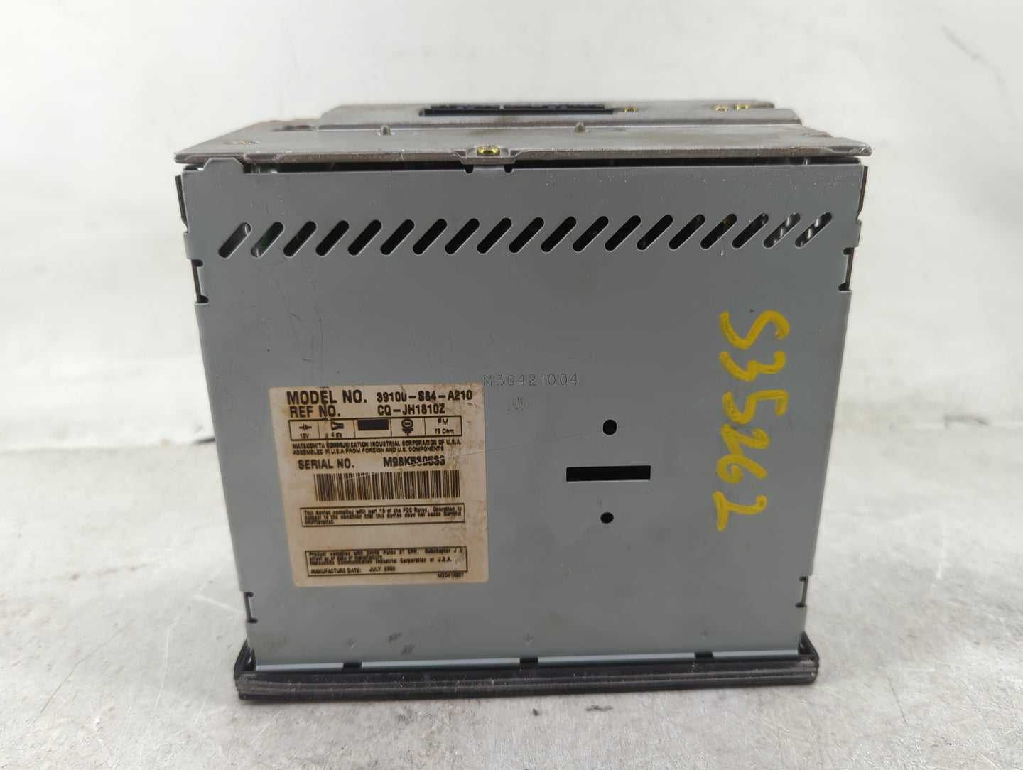 1998-2000 Honda Accord Radio AM FM Cd Player Receiver Replacement P/N:39100-S84-A210 CQ-JH1810Z Fits Fits 1998 1999 2000 OEM