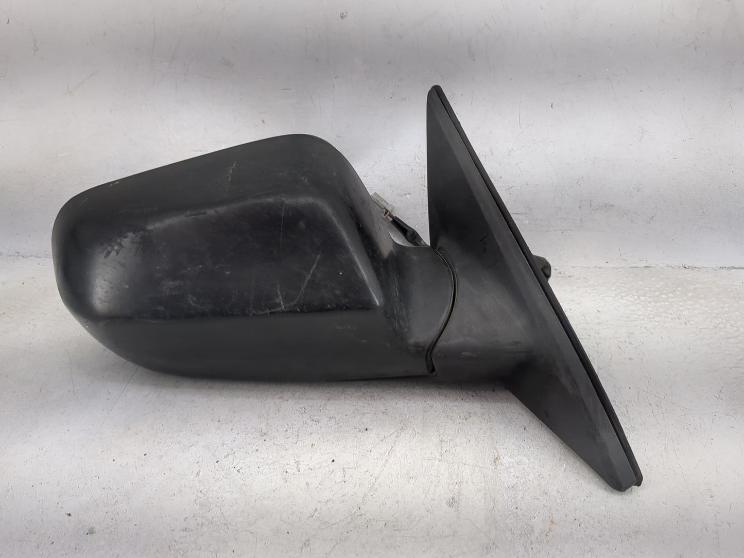 1999-2002 Honda Accord Passenger Right Side View Manual Door Mirror - Oemusedautoparts1.com