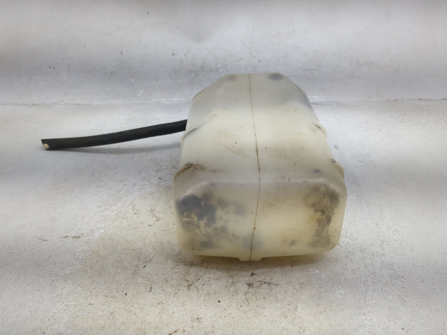1998-2002 Honda Accord Radiator Coolant Overflow Expansion Tank Bottle 1494374 - Oemusedautoparts1.com