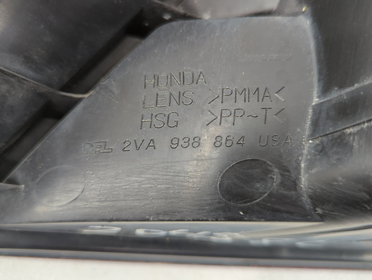 2000 Honda Accord Tail Light Assembly Driver Left OEM P/N:2VA 938 864 Fits OEM Used Auto Parts - Oemusedautoparts1.com