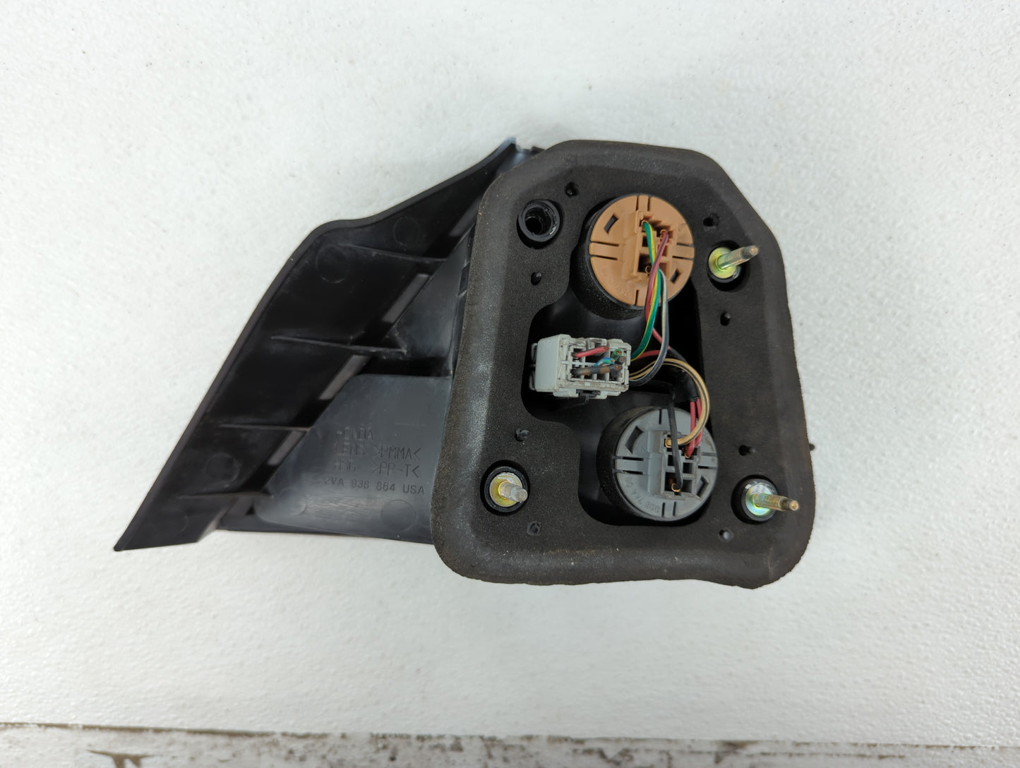 2000 Honda Accord Tail Light Assembly Driver Left OEM P/N:2VA 938 864 Fits OEM Used Auto Parts - Oemusedautoparts1.com