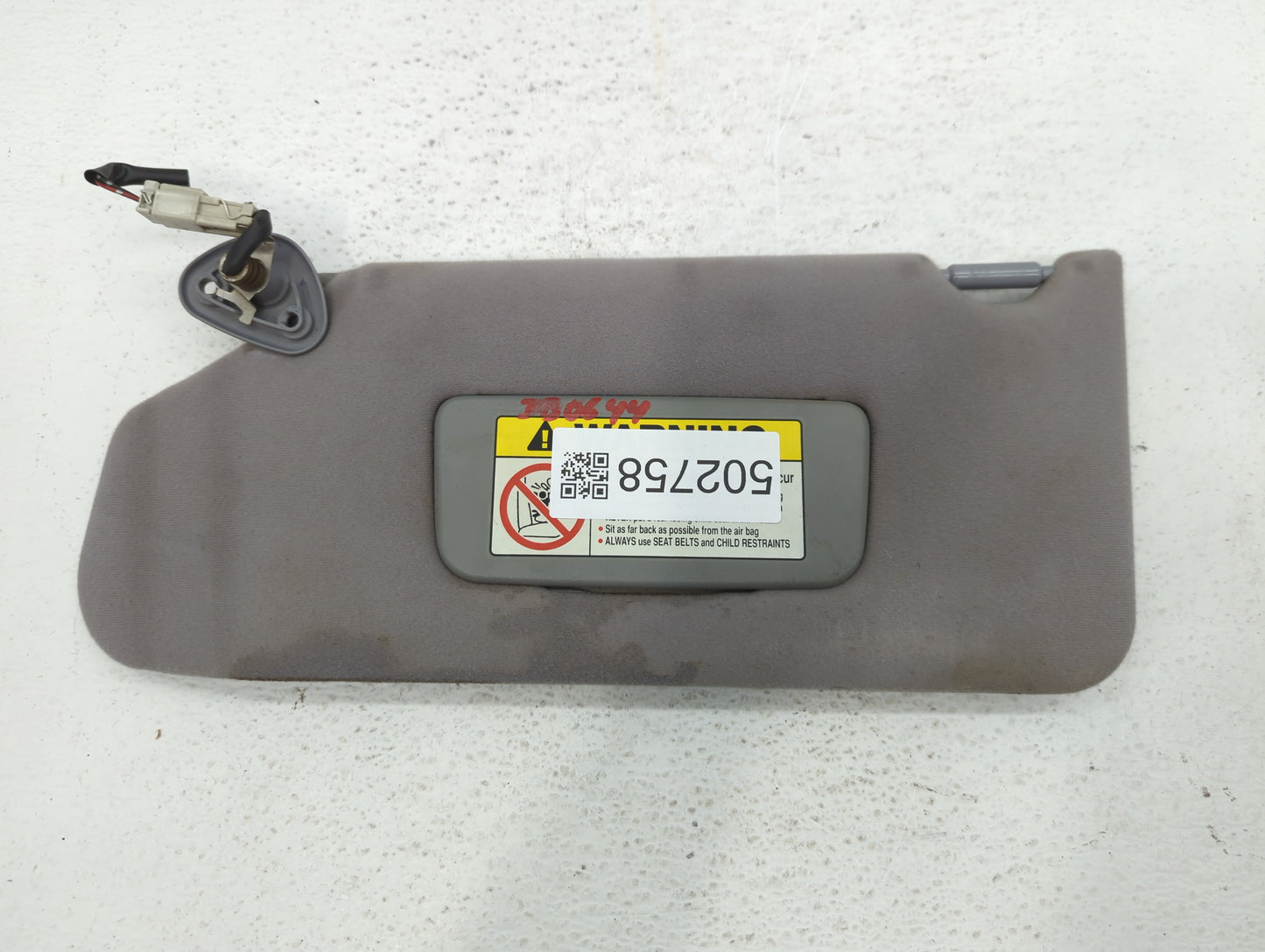 1998-2002 Honda Accord Sun Visor Shade Replacement Driver Left Mirror Fits Fits 1998 1999 2000 2001 2002 OEM Used Auto Parts