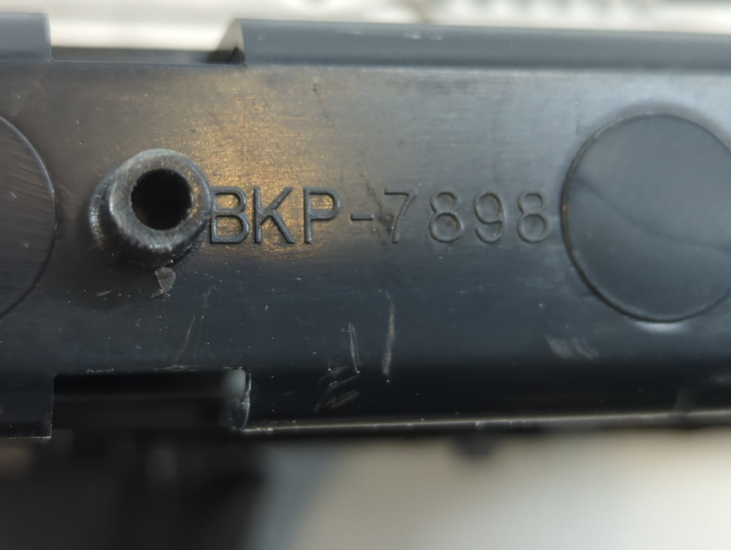 1998-2000 Honda Accord Radio AM FM Cd Player Receiver Replacement P/N:BKP-7898 Fits Fits 1998 1999 2000 OEM Used Auto Parts 