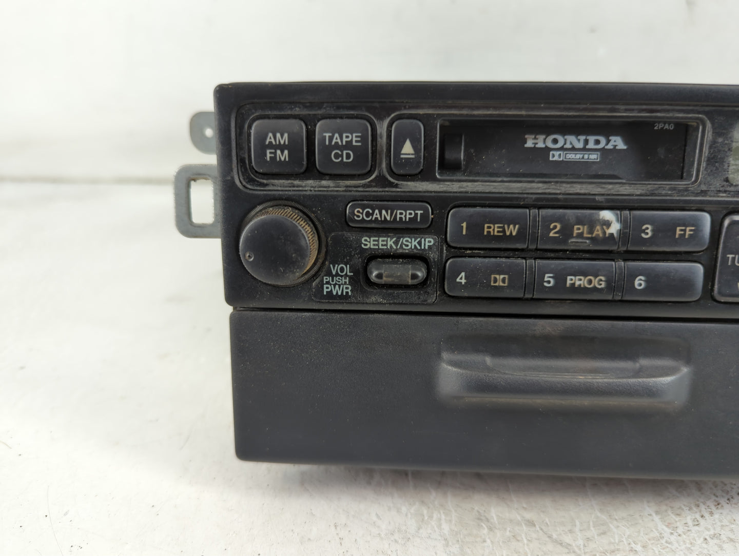 1998-2002 Honda Accord Radio AM FM Cd Player Receiver Replacement P/N:39100-S84-A020-M1 Fits Fits 1998 1999 2000 2001 2002 O