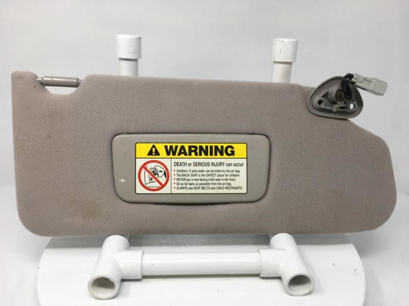 2000 Honda Accord Sun Visor Shade Replacement Passenger Right Mirror Fits Fits 1998 1999 2001 2002 OEM Used Auto Parts - Oem