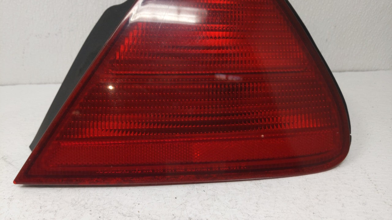 2000 Honda Accord Tail Light Assembly Passenger Right OEM Fits Fits 1998 1999 2001 2002 OEM Used Auto Parts - Oemusedautopar