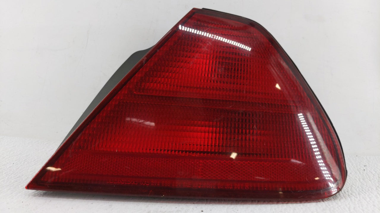 2000 Honda Accord Tail Light Assembly Passenger Right OEM Fits Fits 1998 1999 2001 2002 OEM Used Auto Parts - Oemusedautopar