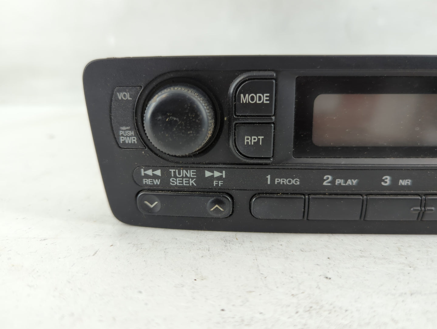 2000 Honda Civic Radio AM FM Cd Player Receiver Replacement P/N:39110-S01-A010-M1 Fits OEM Used Auto Parts - Oemusedautopart