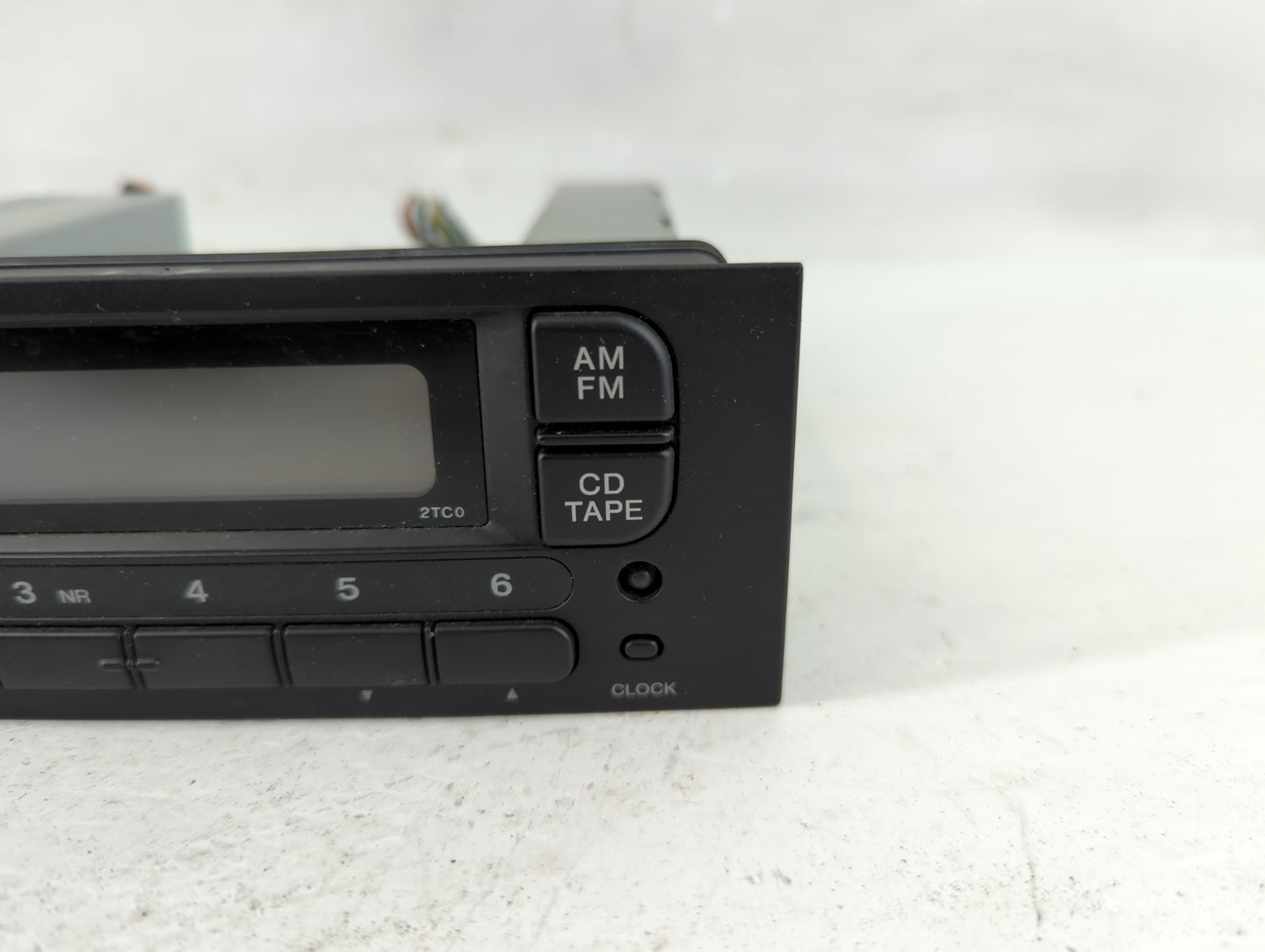 2000 Honda Civic Radio AM FM Cd Player Receiver Replacement P/N:39110-S01-A010-M1 Fits OEM Used Auto Parts - Oemusedautopart