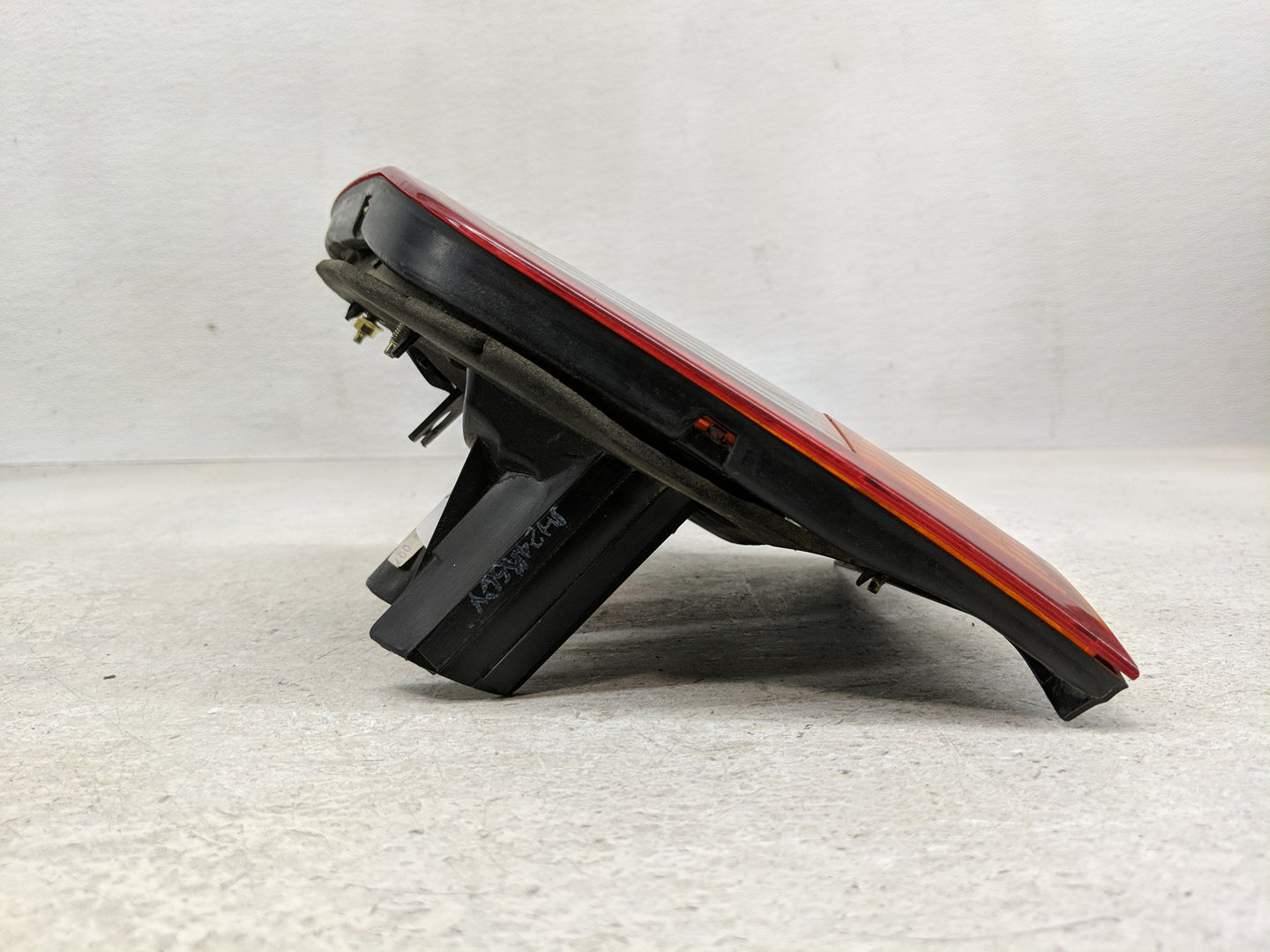 1999-2000 Honda Civic Tail Light Assembly Driver Left OEM Fits Fits 1999 2000 OEM Used Auto Parts - Oemusedautoparts1.com