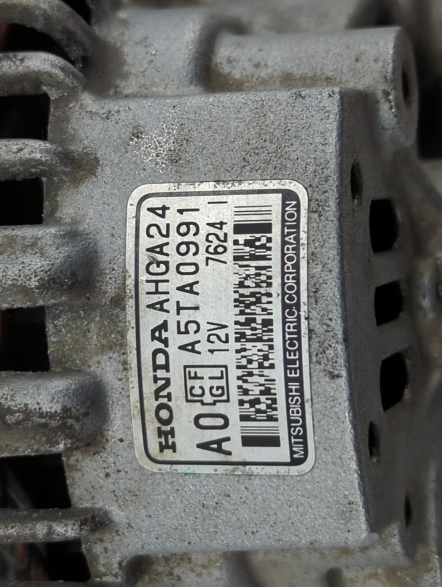 1999-2000 Honda Civic Alternator Replacement Generator Charging Assembly Engine OEM P/N:A5TA0991 Fits Fits 1999 2000 OEM Use