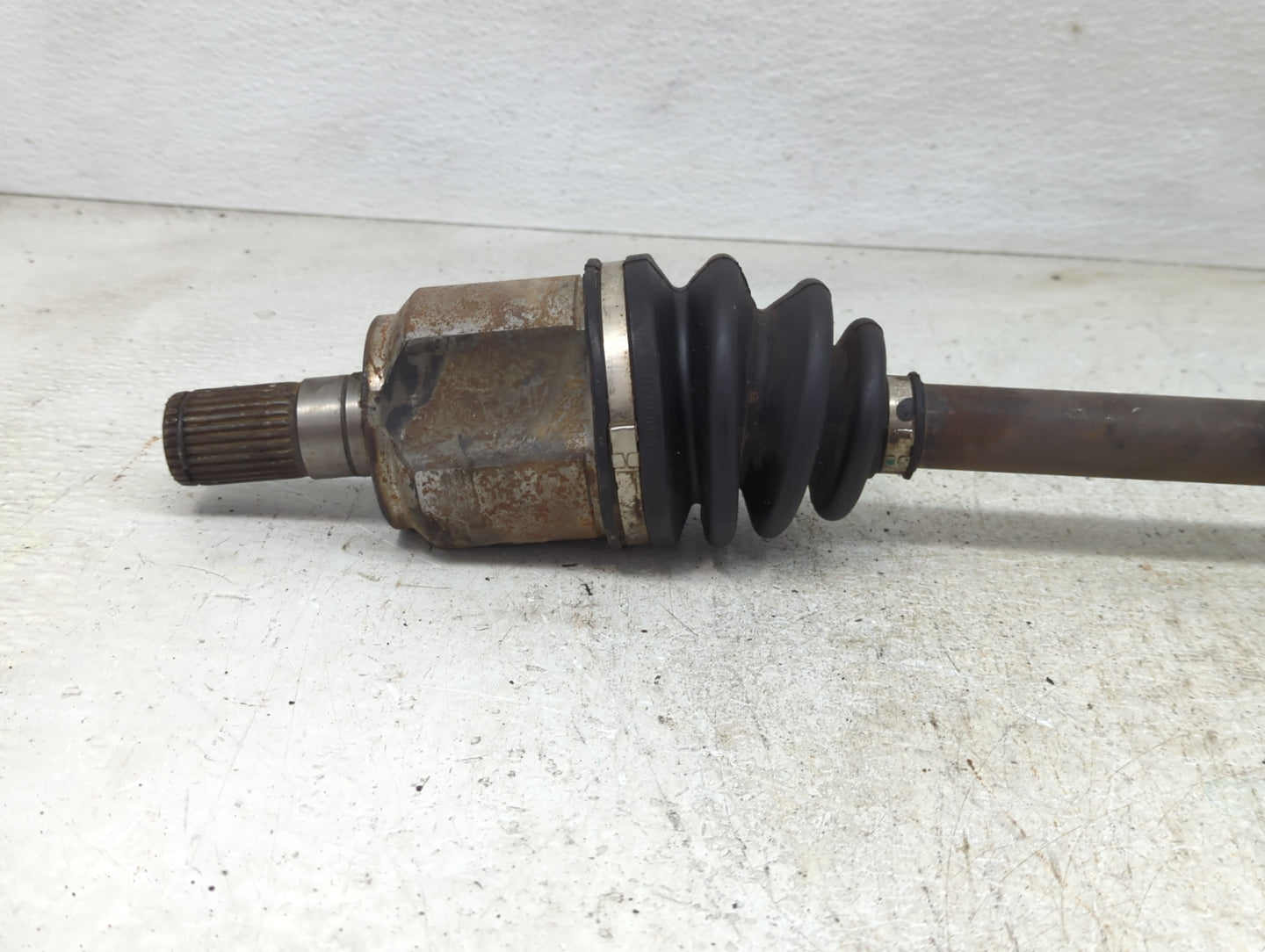 1999-2000 Honda Civic Axle Shaft Front Driver Cv C/v - Oemusedautoparts1.com