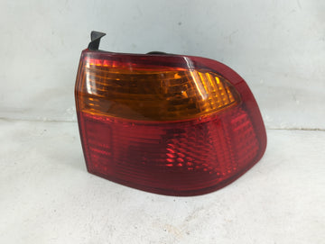 1999-2000 Honda Civic Tail Light Assembly Passenger Right OEM P/N:7443 21/5W Fits Fits 1999 2000 OEM Used Auto Parts - Oemus