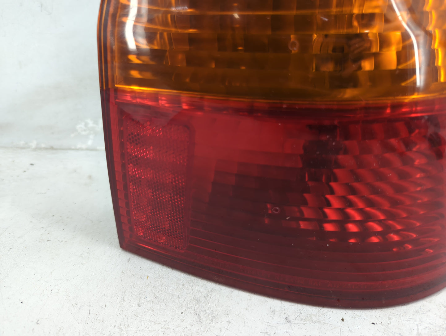 1999-2000 Honda Civic Tail Light Assembly Passenger Right OEM P/N:7443 21/5W Fits Fits 1999 2000 OEM Used Auto Parts - Oemus