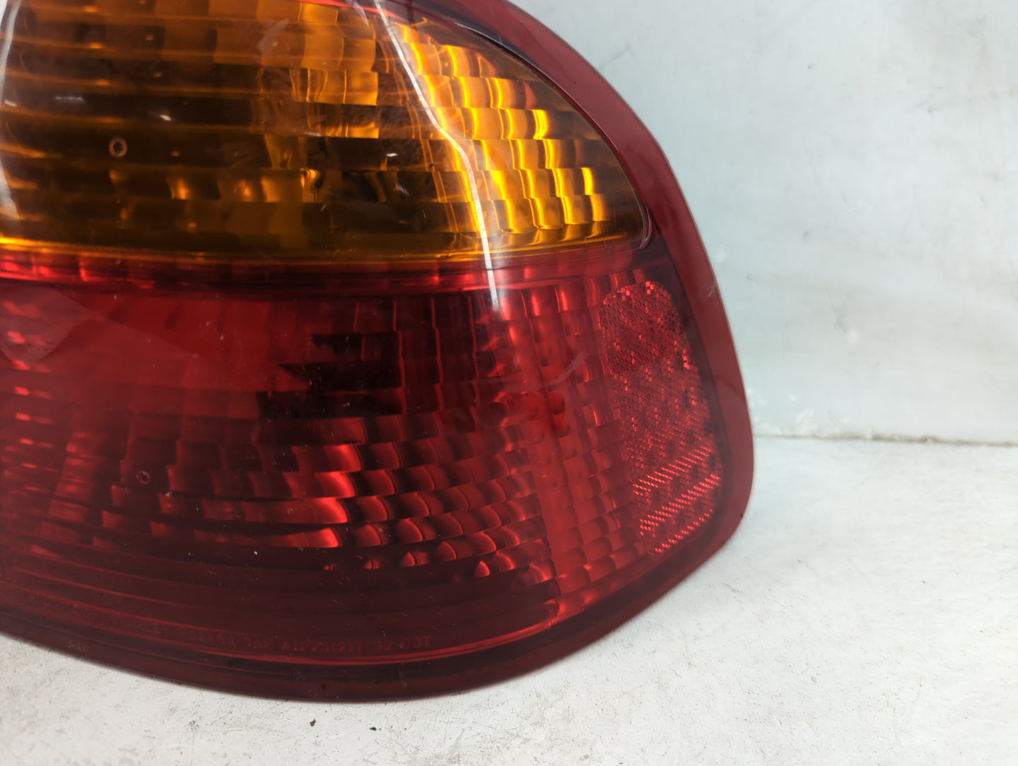 1999-2000 Honda Civic Tail Light Assembly Passenger Right OEM P/N:7443 21/5W Fits Fits 1999 2000 OEM Used Auto Parts - Oemus