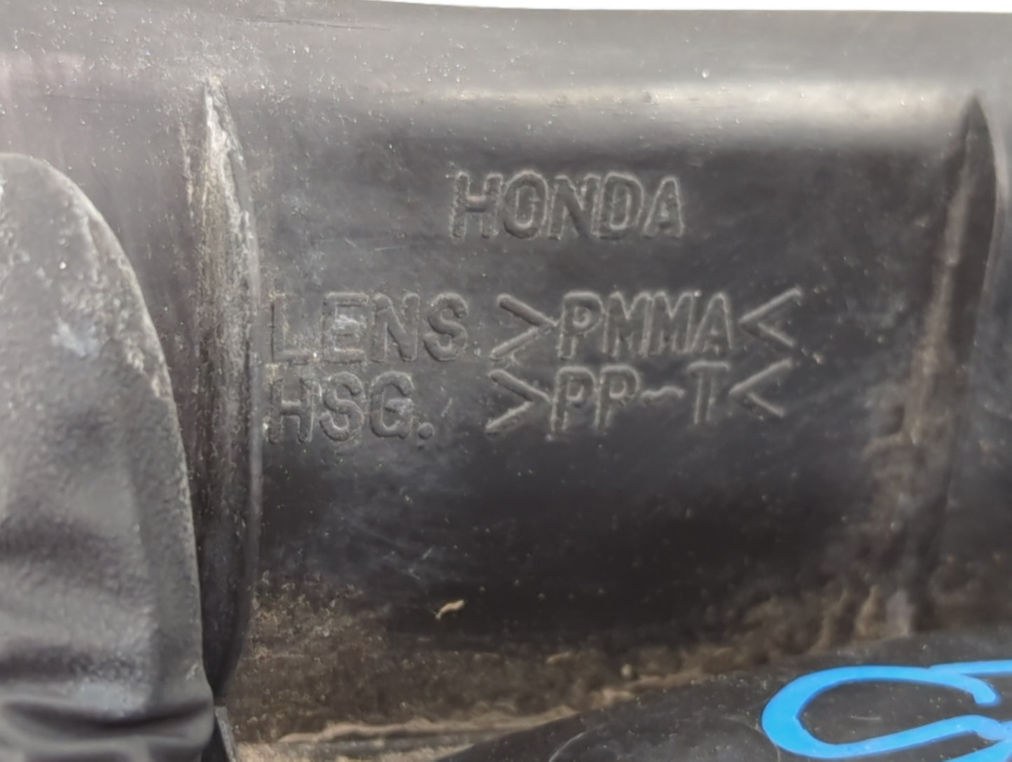 1999-2000 Honda Civic Tail Light Assembly Driver Left OEM Fits Fits 1999 2000 OEM Used Auto Parts - Oemusedautoparts1.com