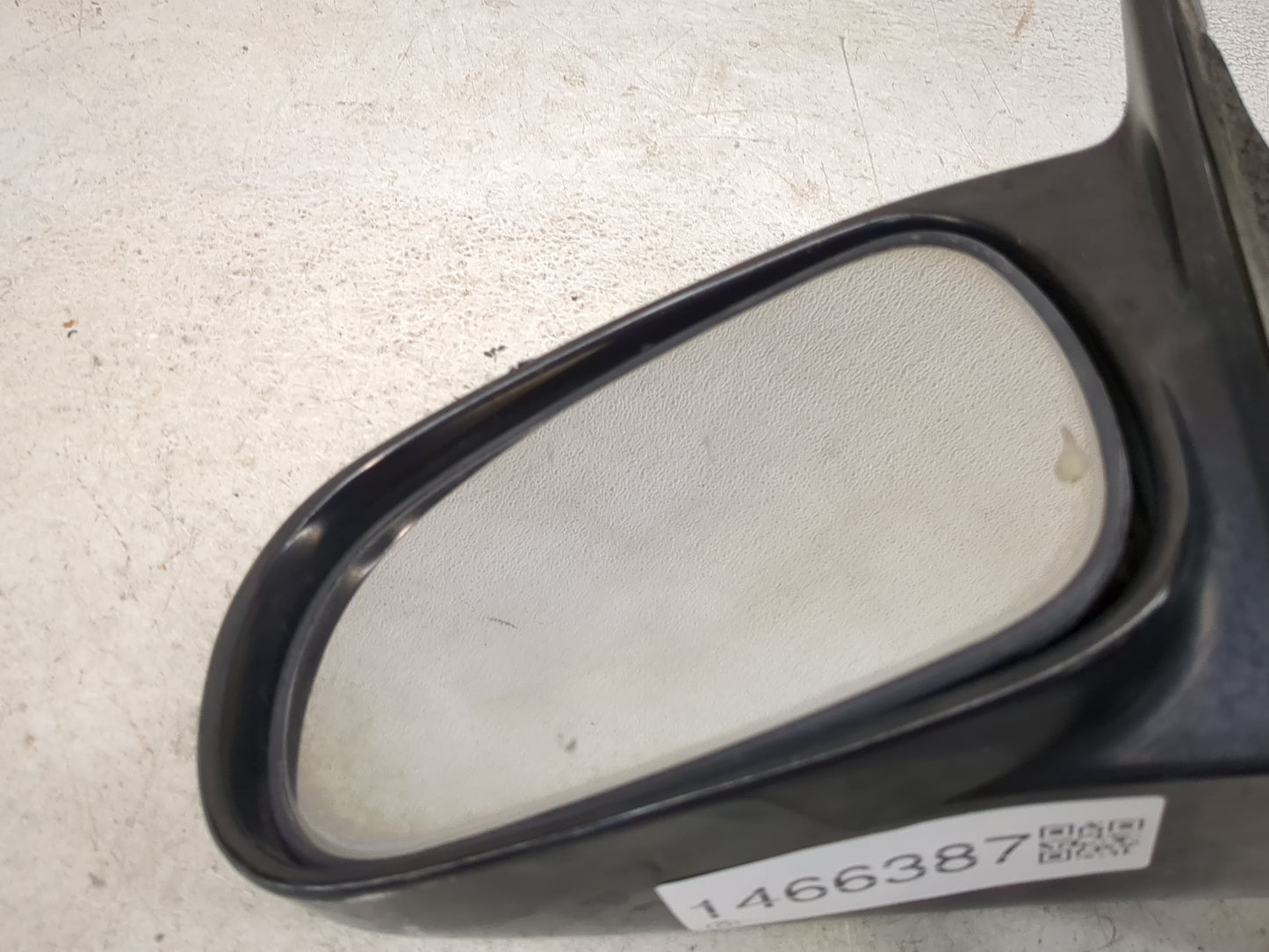 1996-2000 Honda Civic Driver Side View Mirror - Left Door Mirror OEM Used - Oemusedautoparts1.com