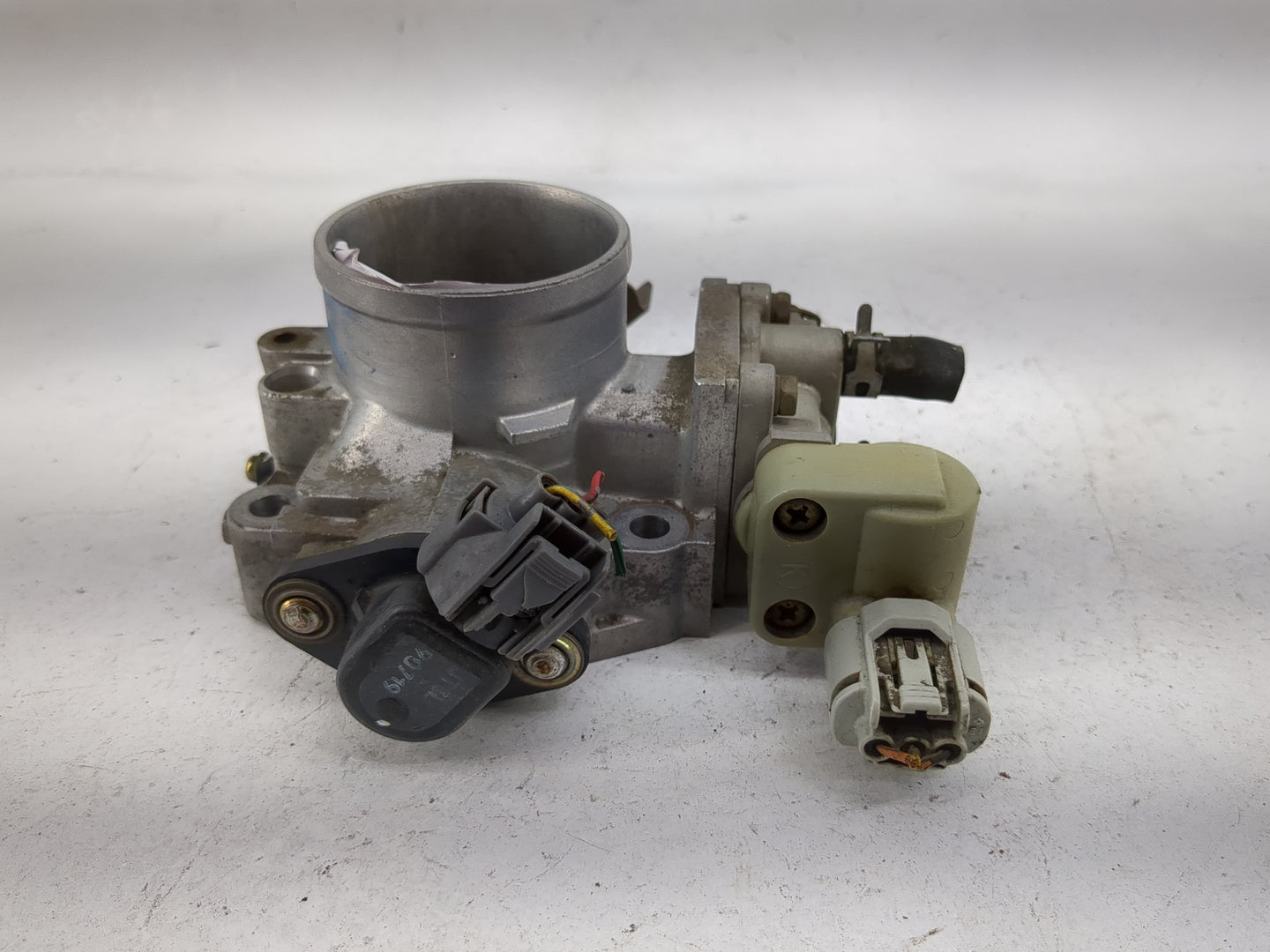 1996-2000 Honda Civic Throttle Body P/N:136800-0541 Fits Fits 1996 1997 1998 1999 2000 OEM Used Auto Parts - Oemusedautopart