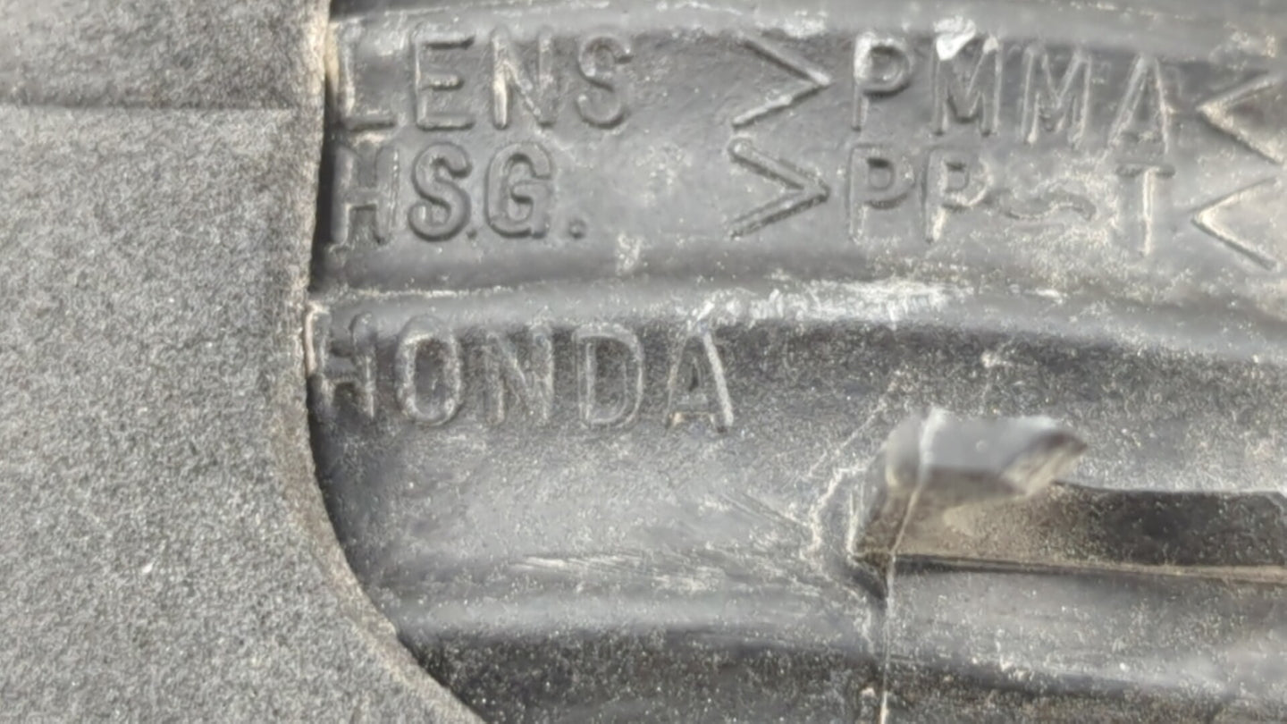 1999-2000 Honda Civic Tail Light Assembly Passenger Right OEM Fits Fits 1999 2000 OEM Used Auto Parts - Oemusedautoparts1.co