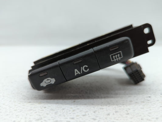 1999-2000 Honda Civic Climate Control Module Temperature AC/Heater Replacement P/N:KM08 S04A1, 52411 Fits Fits 1999 2000 OEM