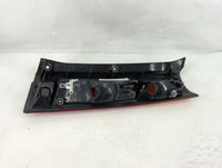 2000 Honda Cr-V Tail Light Assembly Driver Left OEM P/N:043-2200 Fits OEM Used Auto Parts - Oemusedautoparts1.com