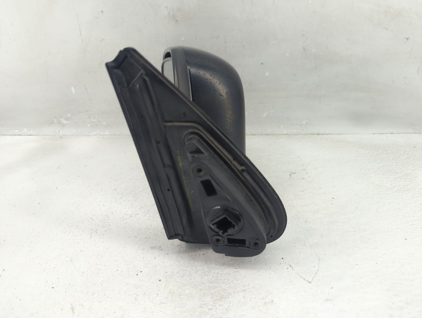 1997-2001 Honda Cr-V Driver Side View Mirror - Left Door Mirror OEM Used - Oemusedautoparts1.com