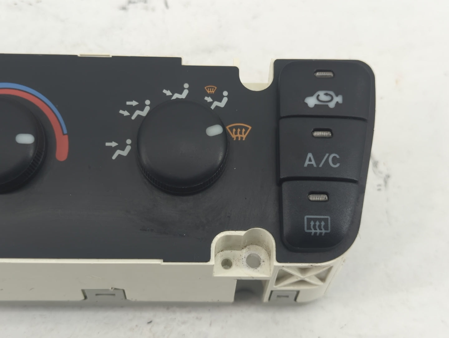 2000 Honda Cr-V Climate Control Module Temperature AC/Heater Replacement P/N:BQ919-399 Fits OEM Used Auto Parts - Oemusedaut
