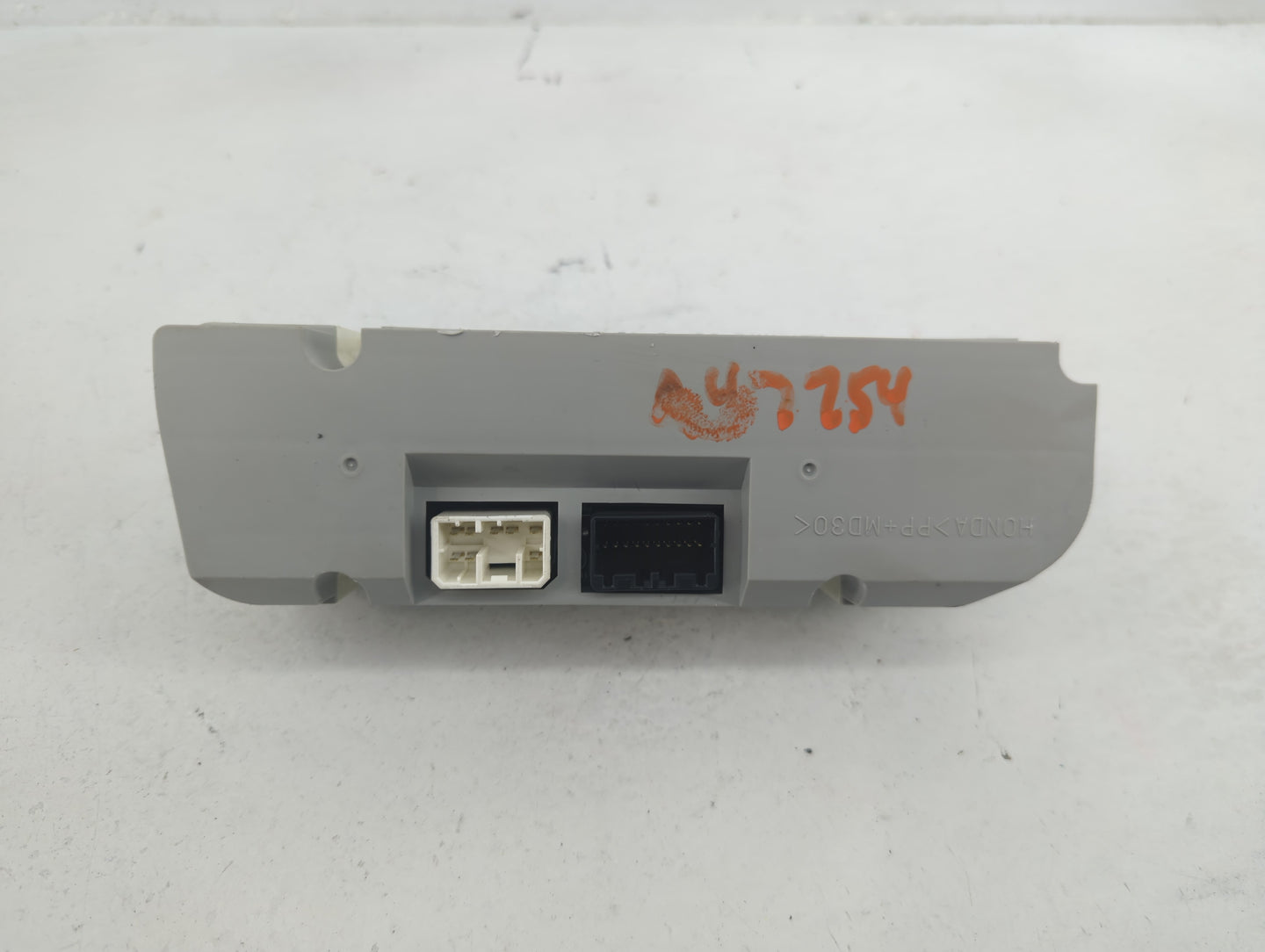 2000 Honda Cr-V Climate Control Module Temperature AC/Heater Replacement P/N:BQ919-399 Fits OEM Used Auto Parts - Oemusedaut
