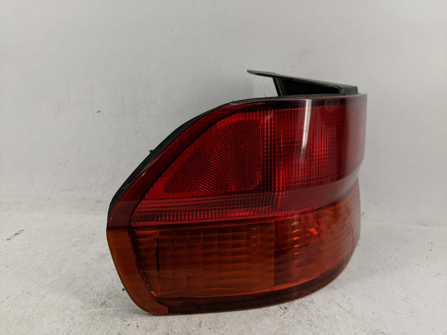 1999-2001 Honda Odyssey Tail Light Assembly Driver Left OEM Fits Fits 1999 2000 2001 OEM Used Auto Parts - Oemusedautoparts1