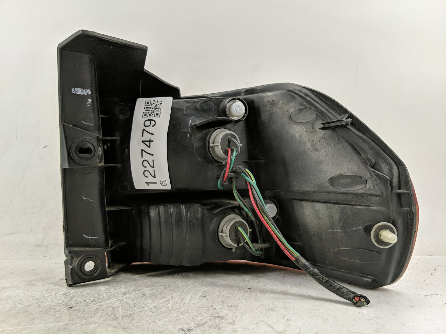 1999-2001 Honda Odyssey Tail Light Assembly Driver Left OEM Fits Fits 1999 2000 2001 OEM Used Auto Parts - Oemusedautoparts1