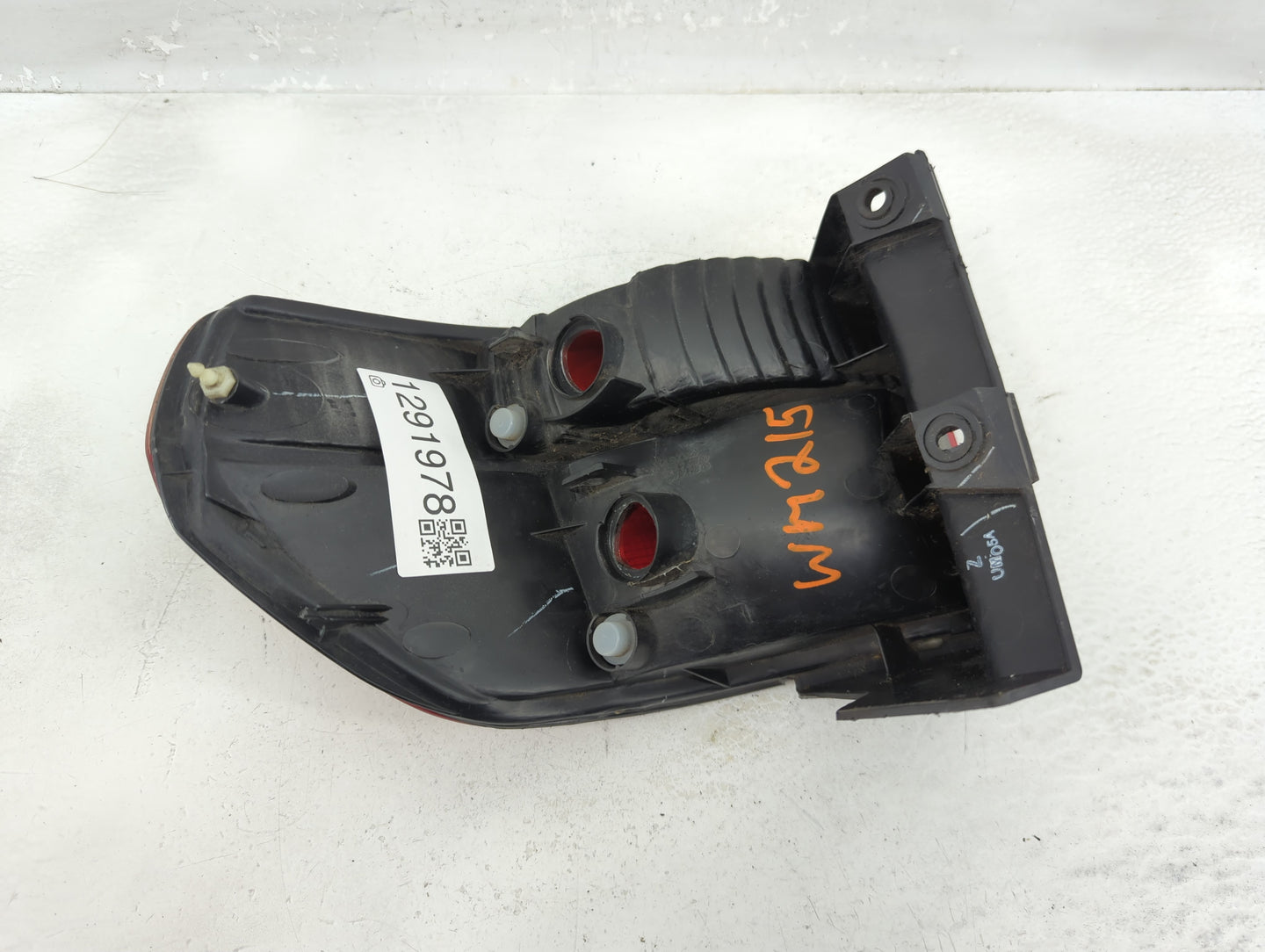 1999-2001 Honda Odyssey Tail Light Assembly Driver Left OEM Fits Fits 1999 2000 2001 OEM Used Auto Parts - Oemusedautoparts1