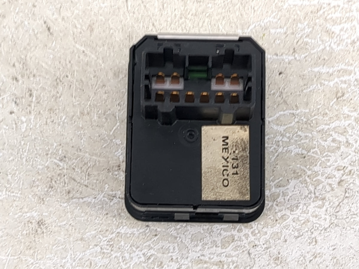 1999-2004 Honda Odyssey Passenger Right Power Window Switch - Oemusedautoparts1.com