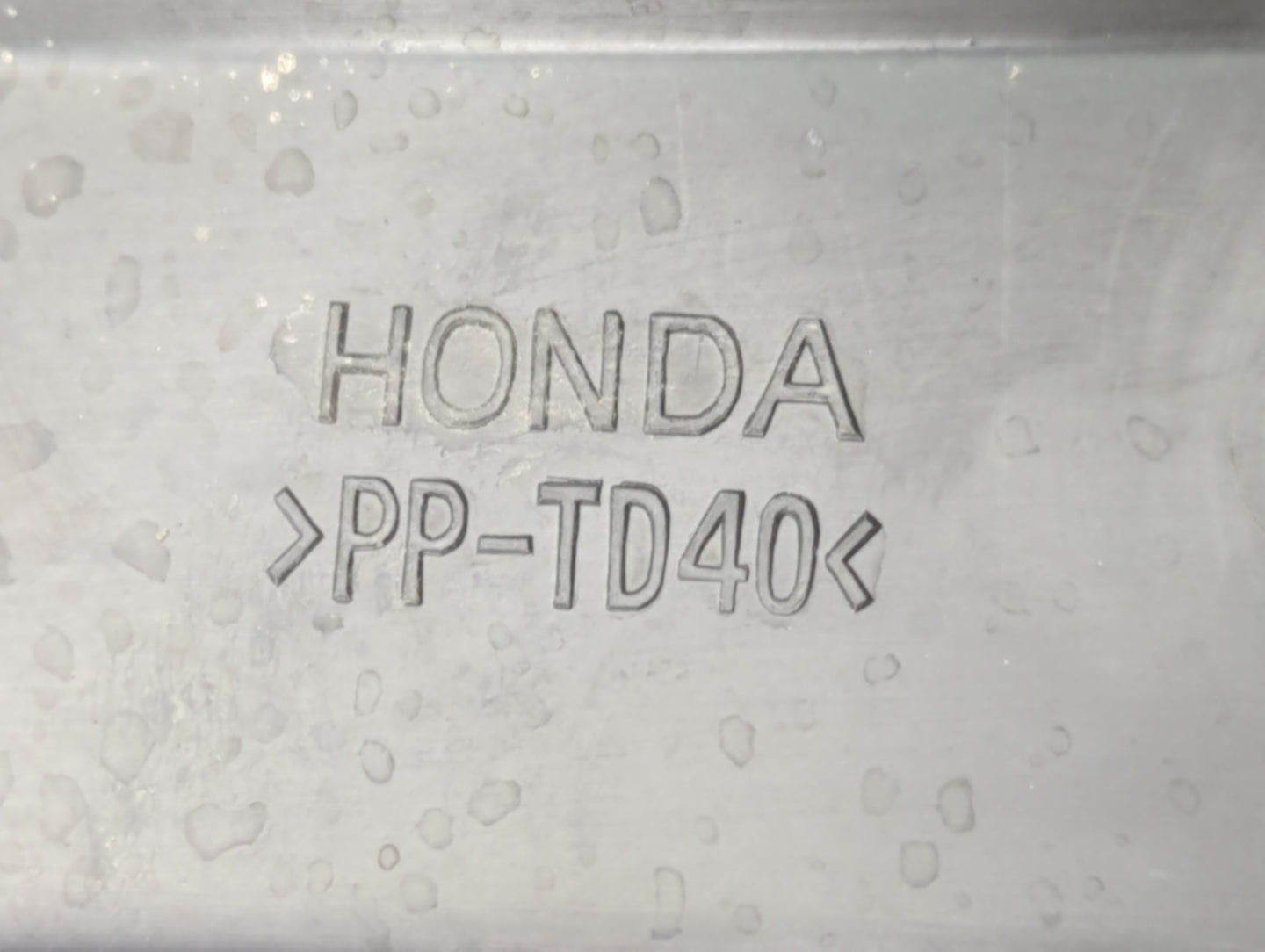 2000 Honda Odyssey Engine Cover Black - Oemusedautoparts1.com