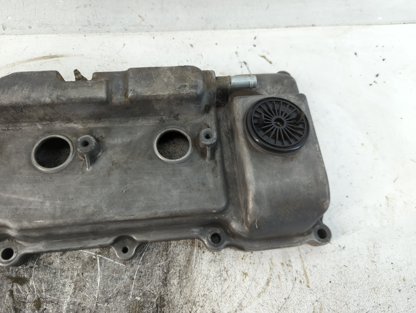 2000 Honda Prelude Driver Left Cylinder Head Valve Cover P/N:11212-0A021 Fits OEM Used Auto Parts - Oemusedautoparts1.com