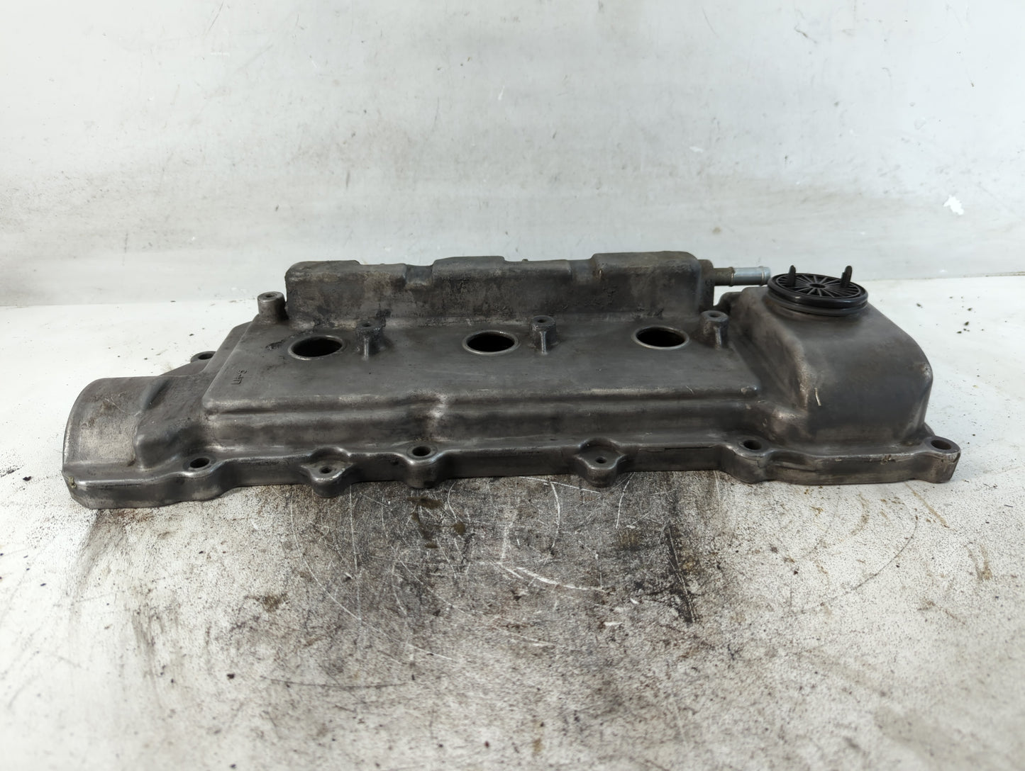 2000 Honda Prelude Driver Left Cylinder Head Valve Cover P/N:11212-0A021 Fits OEM Used Auto Parts - Oemusedautoparts1.com