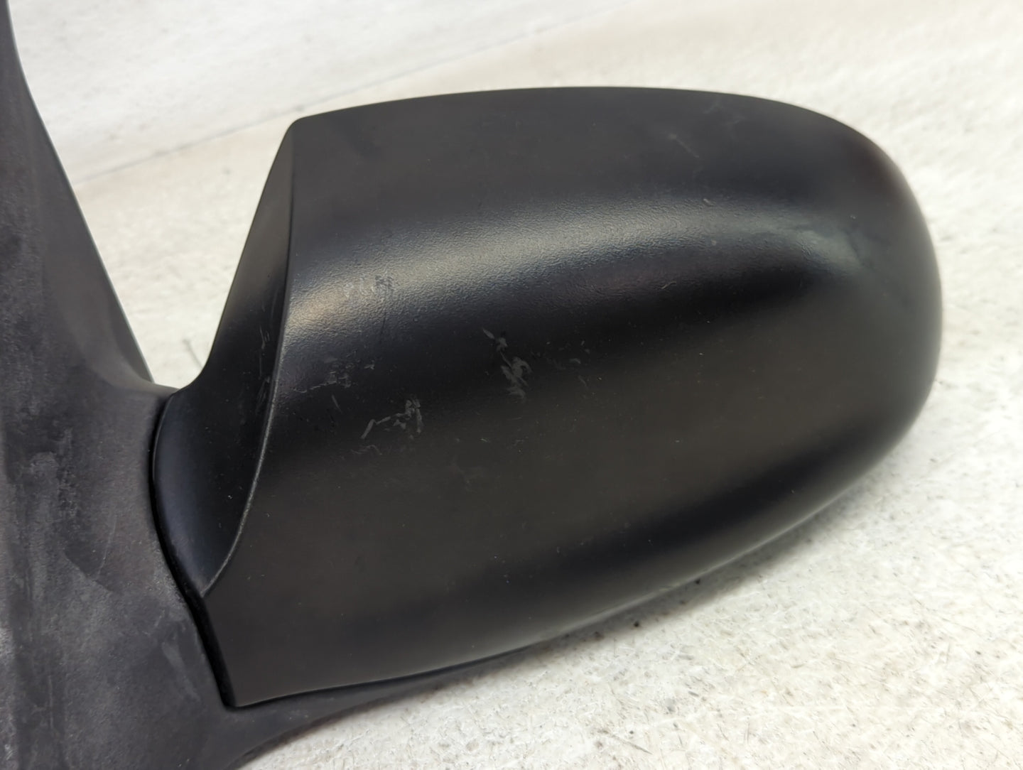 2000-2002 Hyundai Accent Driver Side View Mirror - Left Door Mirror OEM Used - Oemusedautoparts1.com