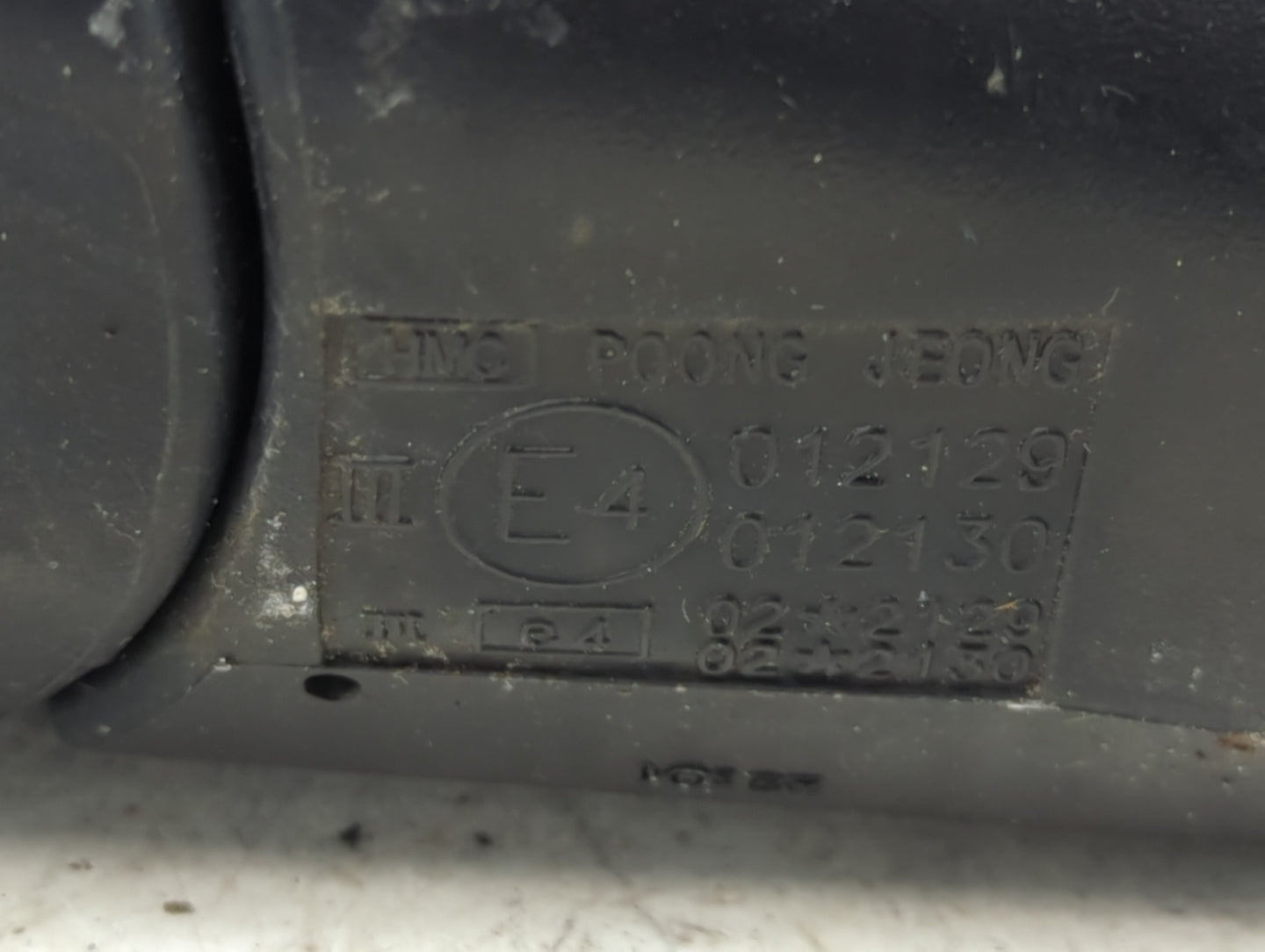 2000-2002 Hyundai Accent Driver Side View Mirror - Left Door Mirror OEM Used - Oemusedautoparts1.com