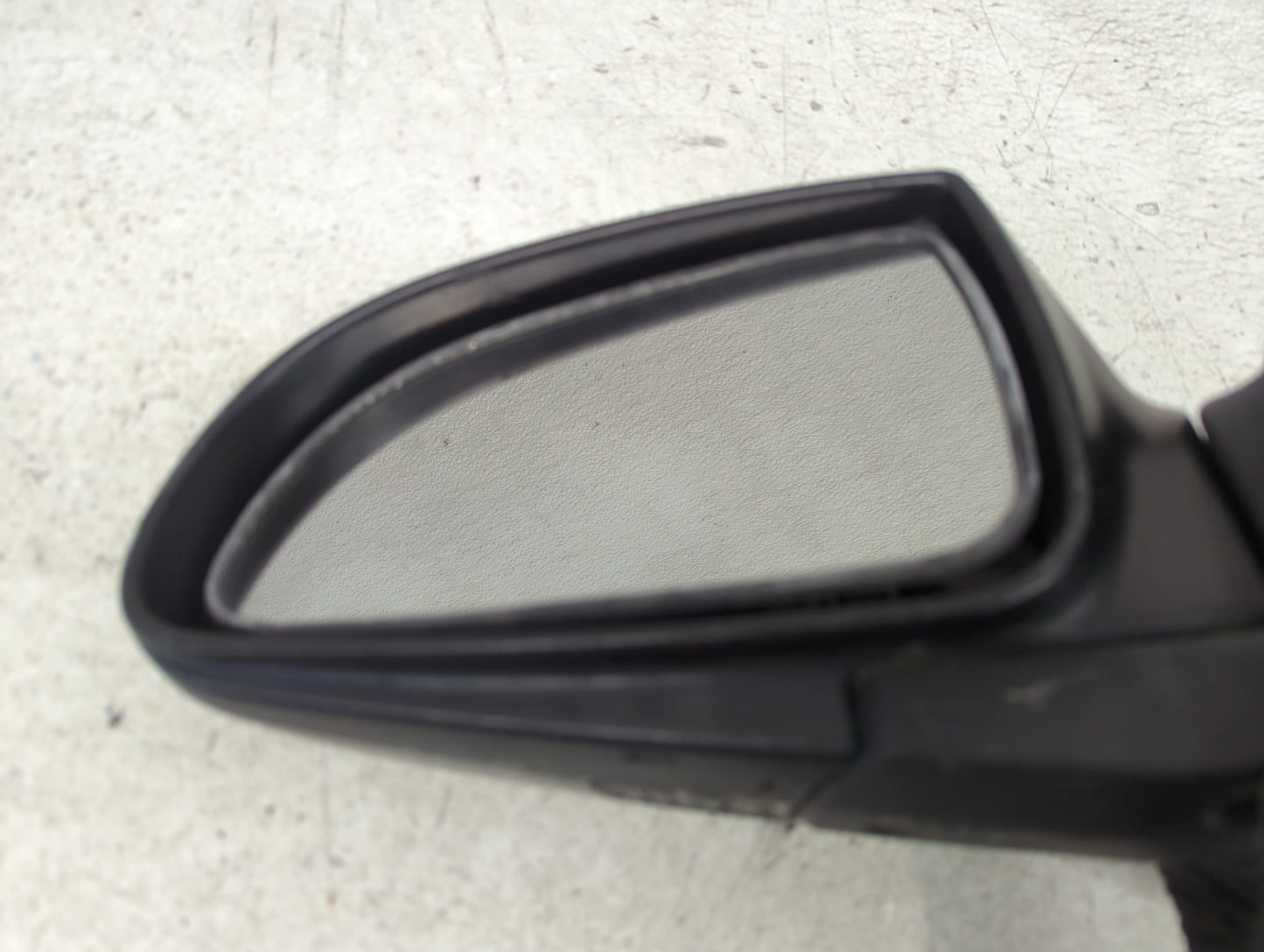 2000-2002 Hyundai Accent Driver Side View Mirror - Left Door Mirror OEM Used - Oemusedautoparts1.com
