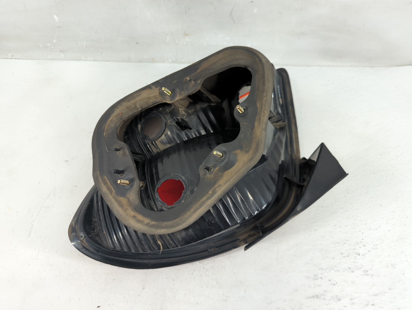 2000-2001 Hyundai Tiburon Tail Light Assembly Driver Left OEM Fits Fits 2000 2001 OEM Used Auto Parts - Oemusedautoparts1.co