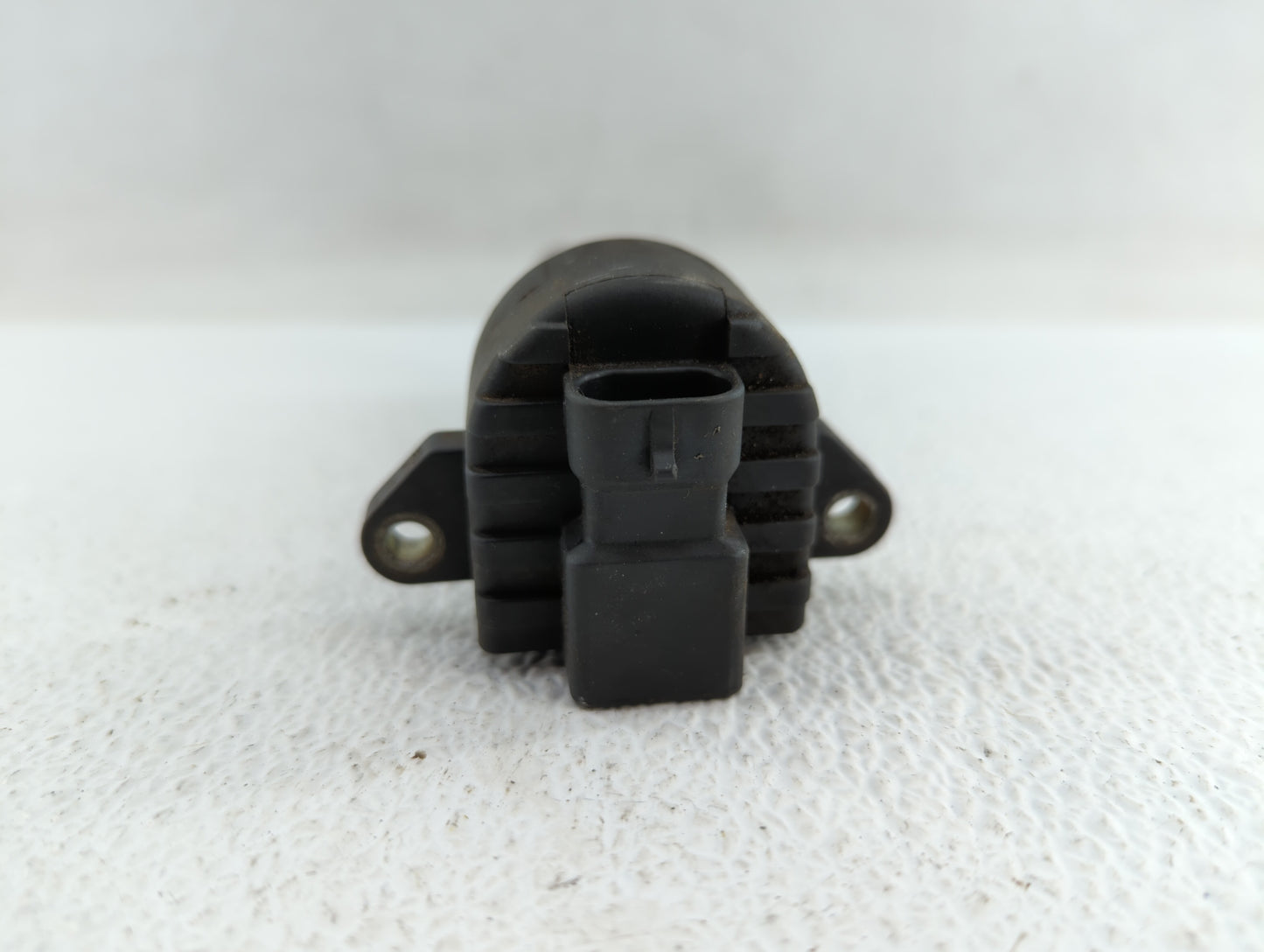 Isuzu Trooper Ignition Coil Igniter Pack - Oemusedautoparts1.com