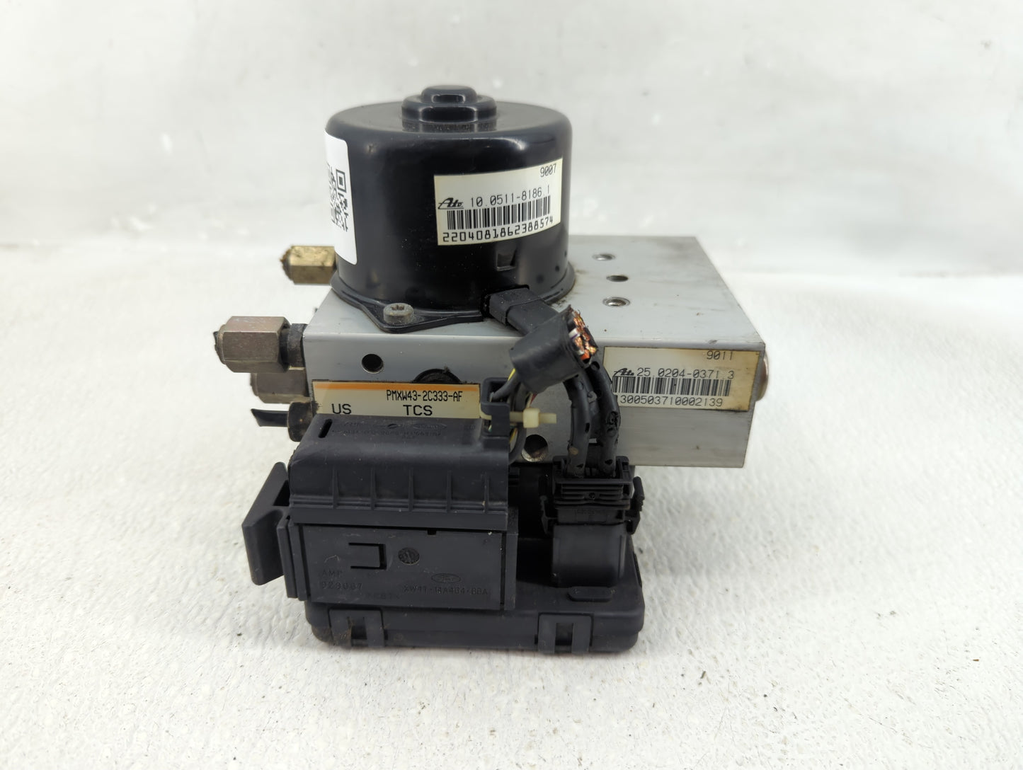 2000 Jaguar S-Type ABS Pump Control Module Replacement P/N:10.0511-8186.1 Fits OEM Used Auto Parts - Oemusedautoparts1.com