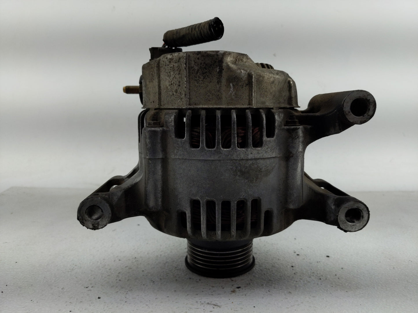 2000-2003 Jaguar S-Type Alternator Replacement Generator Charging Assembly Engine OEM P/N:XR83-10300-BC TN101211-7892 Fits O