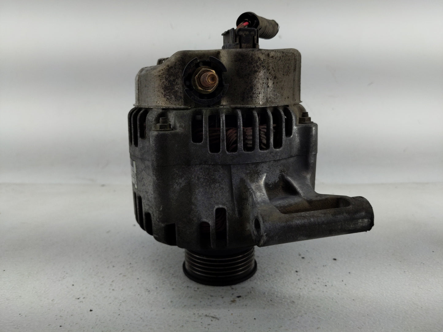 2000-2003 Jaguar S-Type Alternator Replacement Generator Charging Assembly Engine OEM P/N:XR83-10300-BC TN101211-7892 Fits O