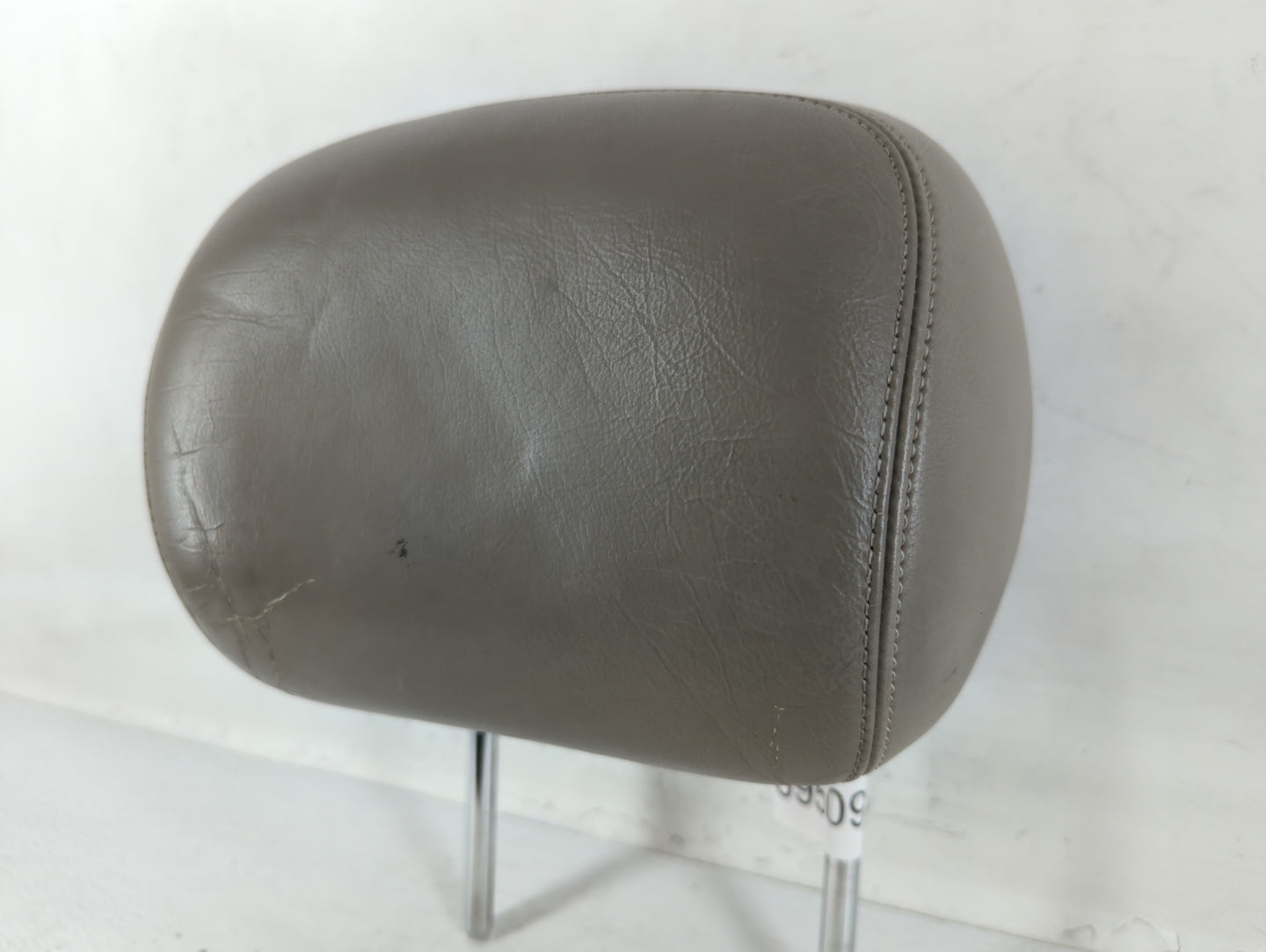 2000-2002 Jaguar S-Type Headrest Head Rest Front Driver Passenger Seat Fits Fits 2000 2001 2002 OEM Used Auto Parts - Oemuse